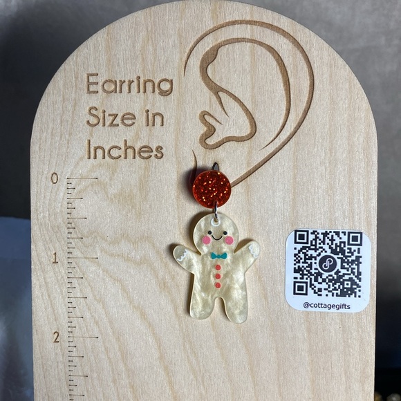 Cute Gingerbread Man Earrings - Picture 2 of 3